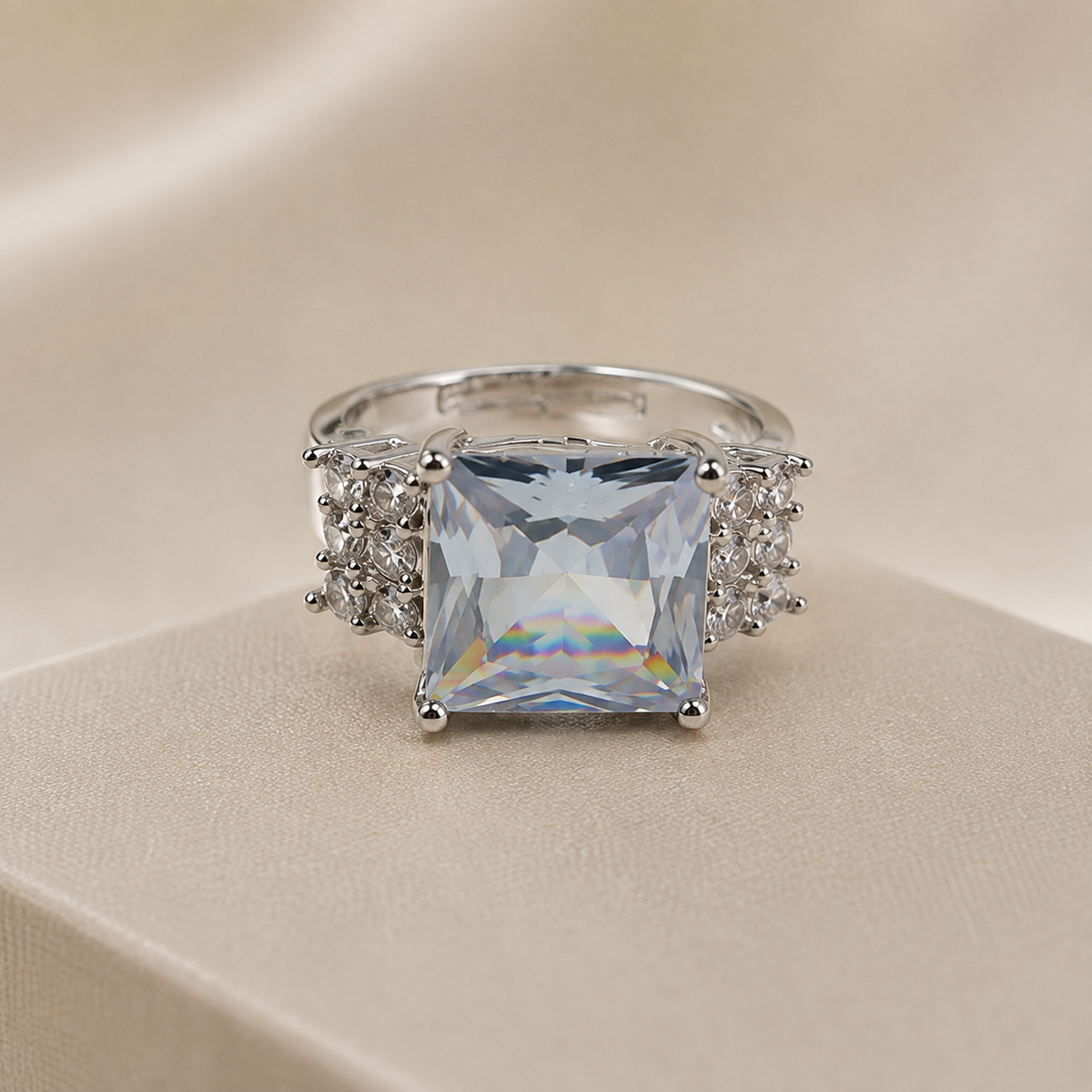 Celestia Square Zircon Ring