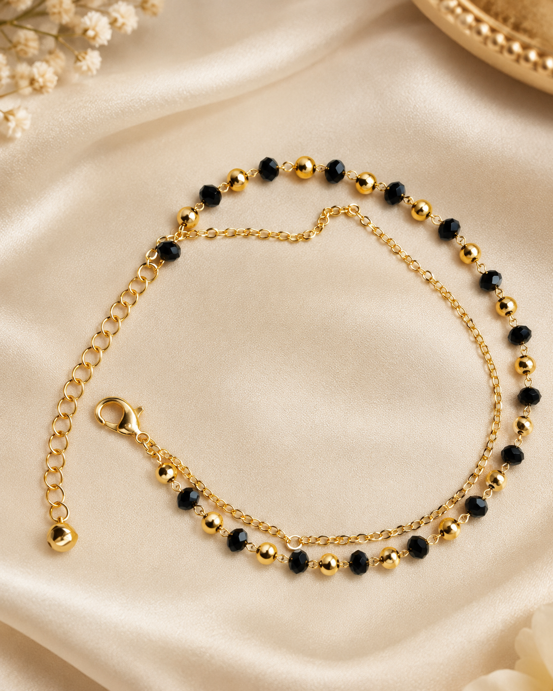 Aurelia Pearl Chain — White & Gold Pazeb