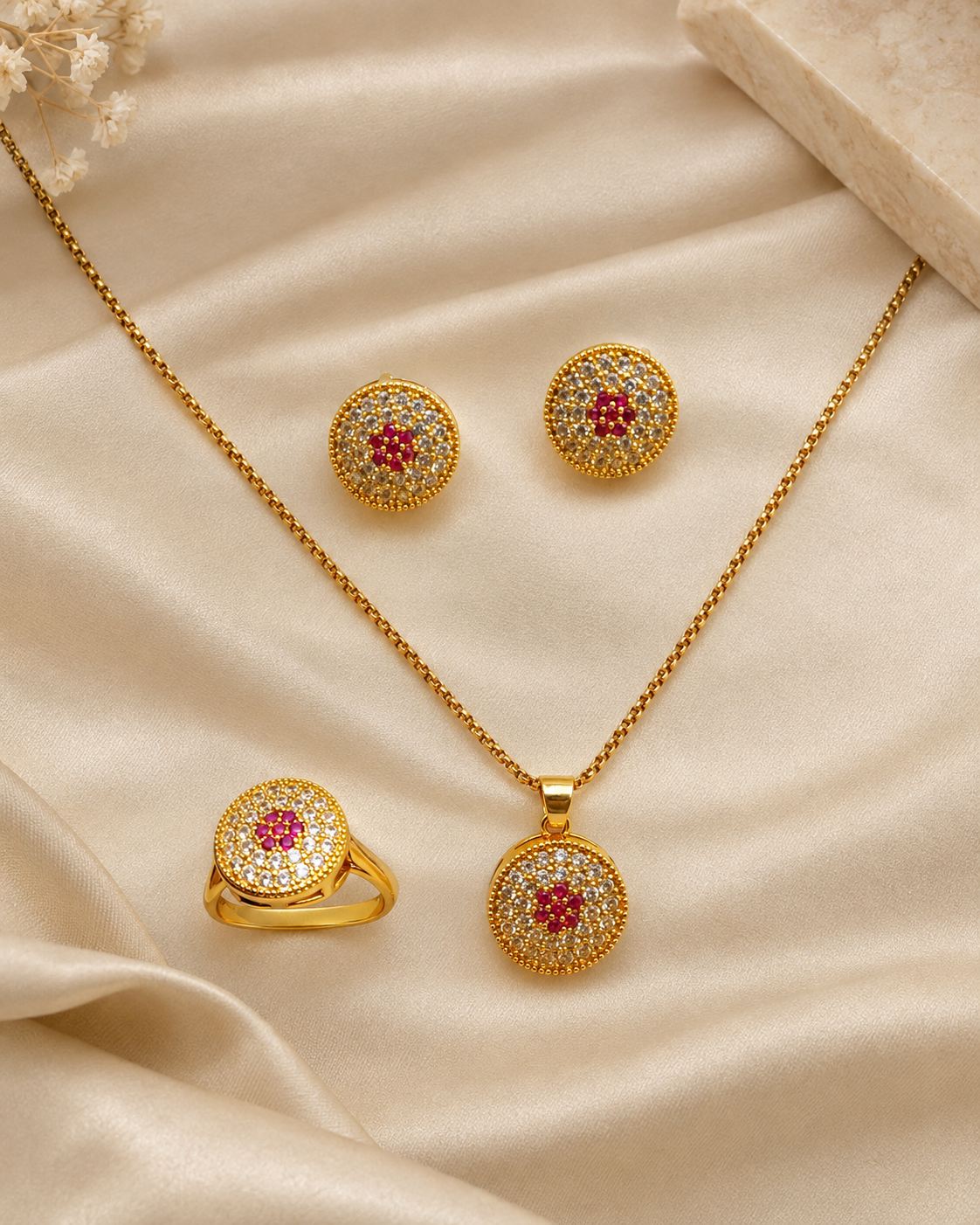 Gul-e-Noor Locket Set ✨