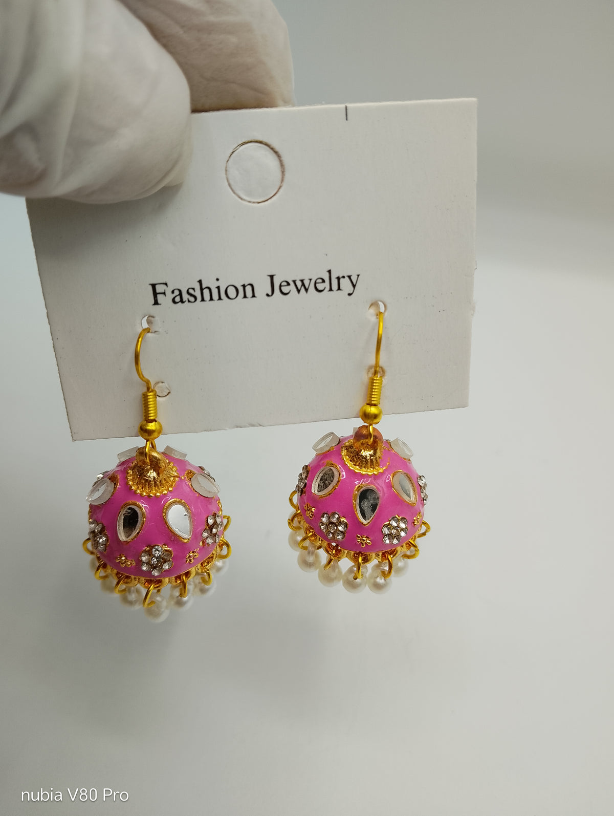 Noor-e-Mehfil Jhumka – Emerald Meenakari & Pearl Drop