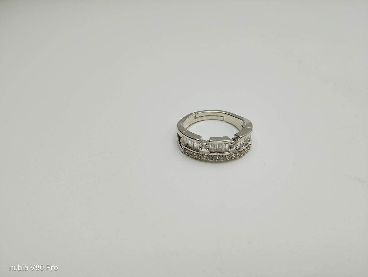 Lunelle Baguette Zircon Ring