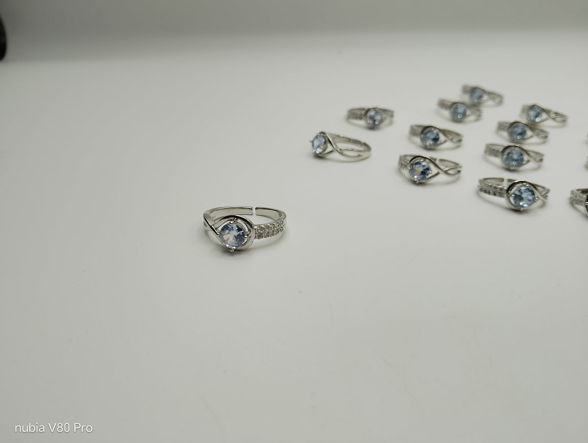 Celestia Loop Ring