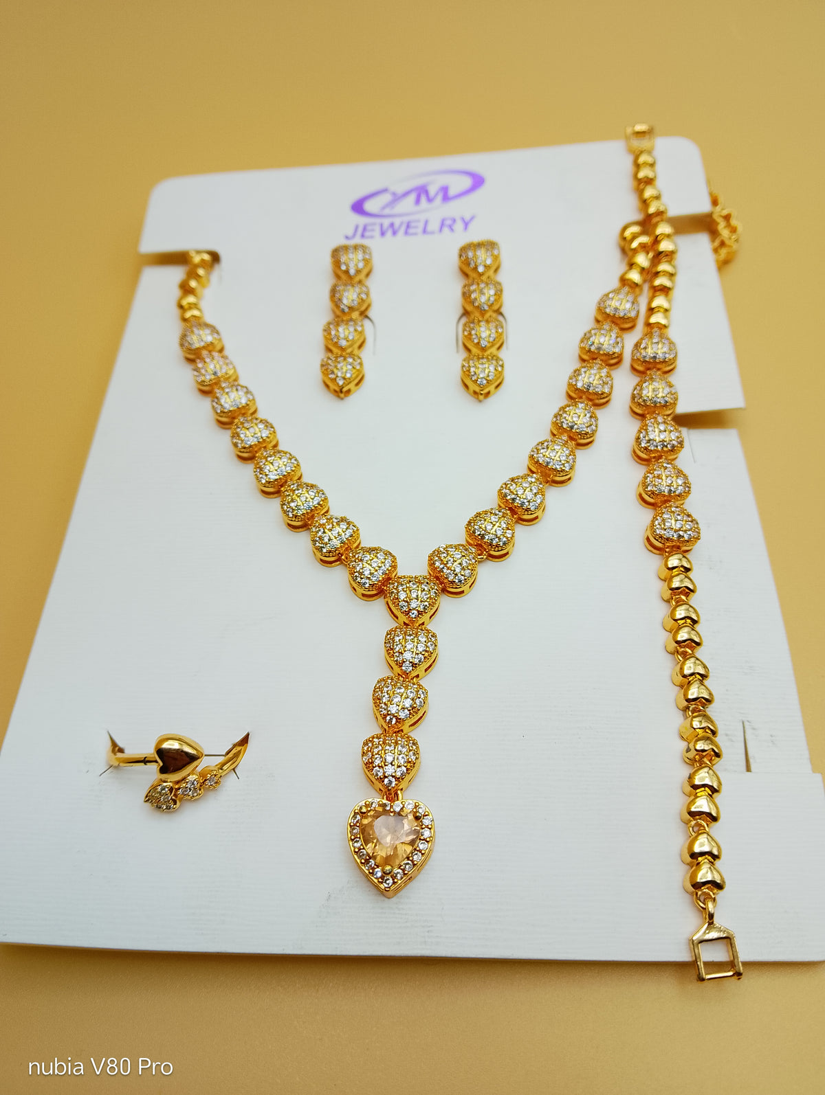 Amora Heart Cascade Set