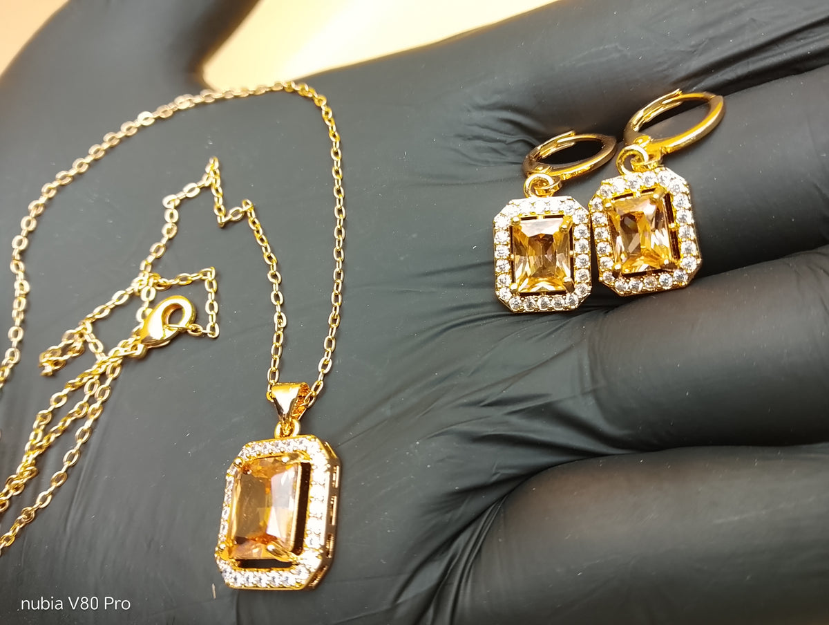 Amber Grace Locket Set