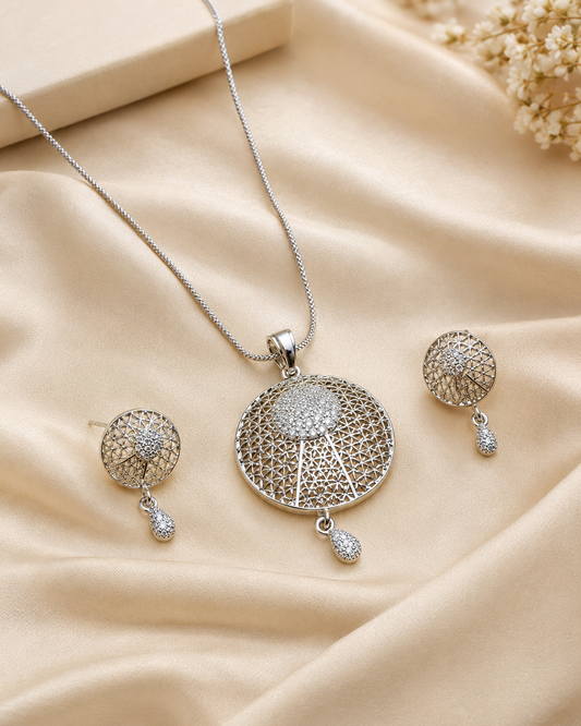 Noor Filigree Set